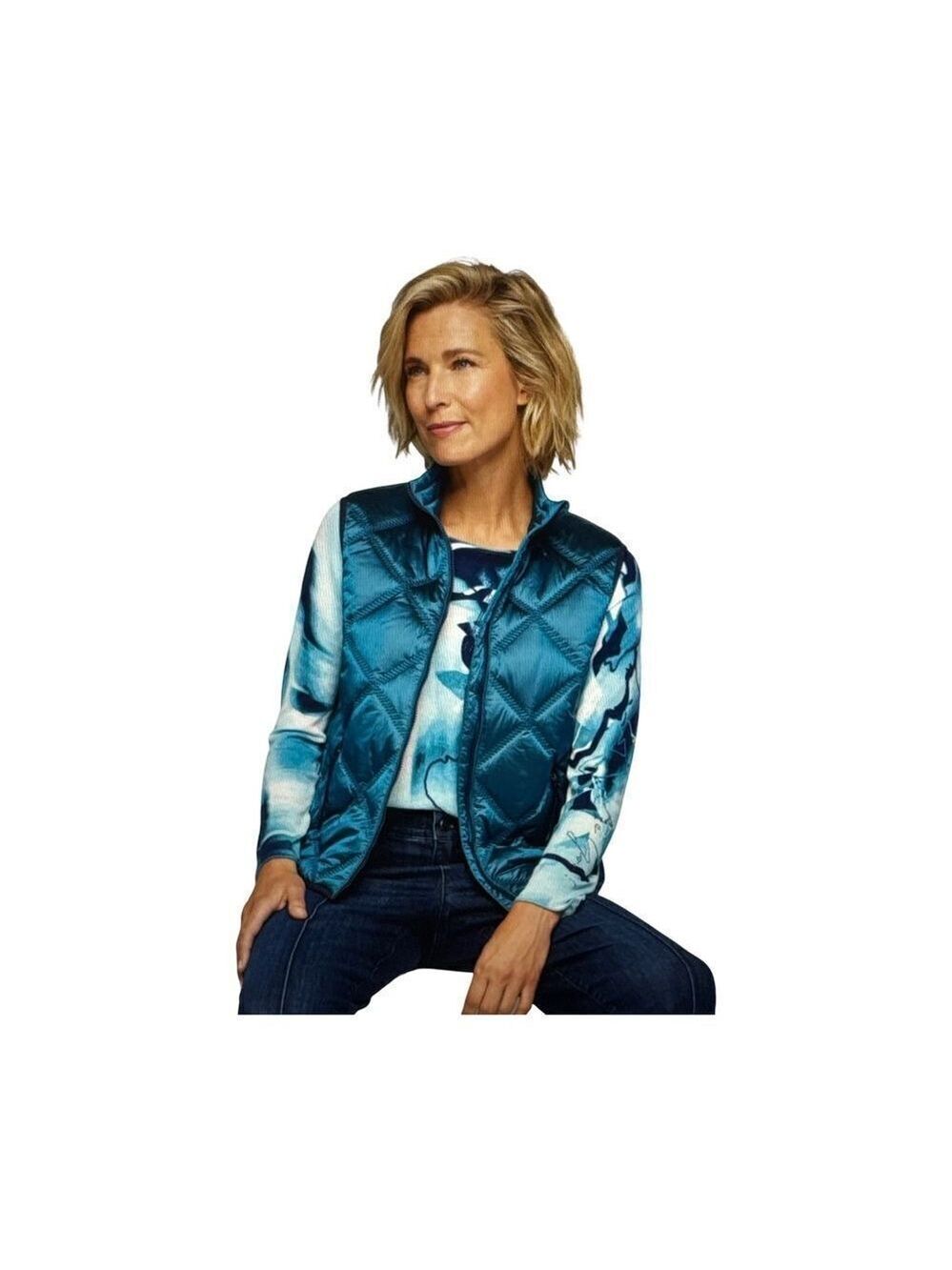 RABE DIAMOND QUILTED VEST. TEAL BLUE